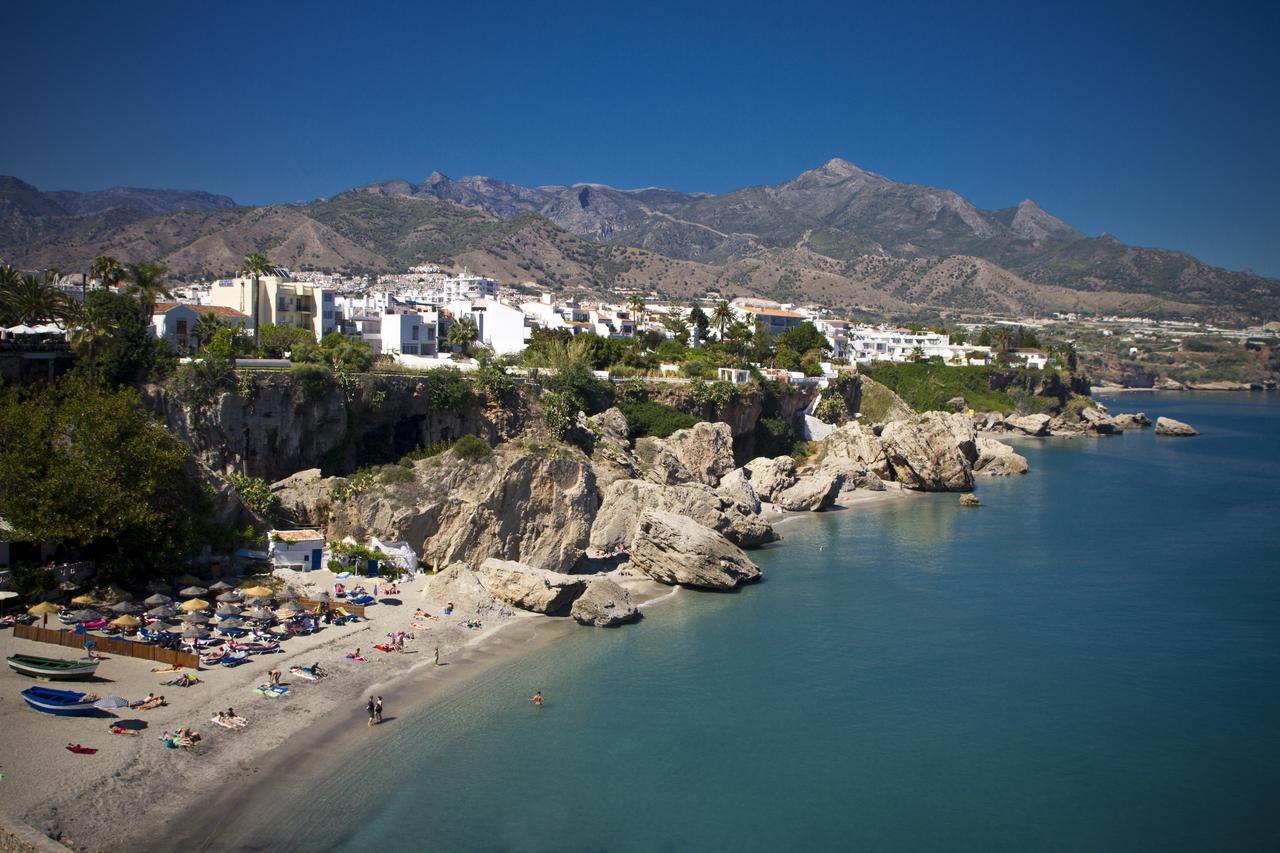 Apartamentos Manuel Martin Nerja Eksteriør billede
