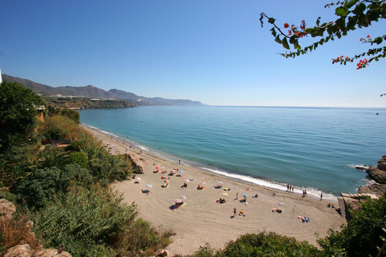 Apartamentos Manuel Martin Nerja Eksteriør billede