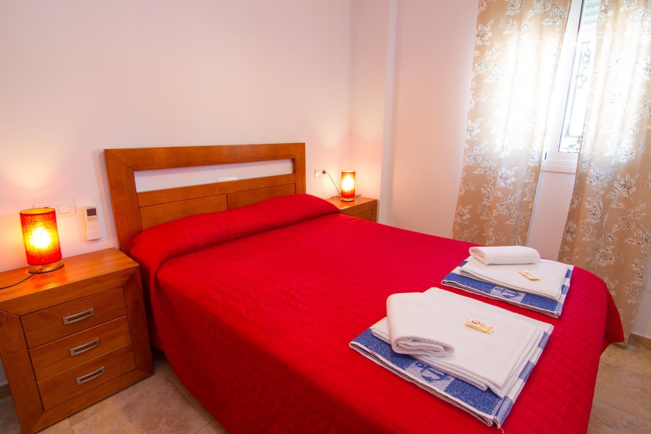 Apartamentos Manuel Martin Nerja Eksteriør billede